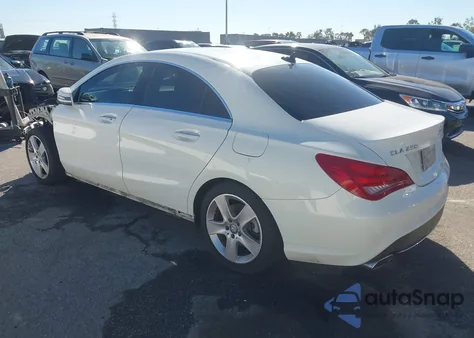 2015 Mercedes-Benz Cla 250 из США, поврежденный, VIN WDDSJ4EB1FN210163